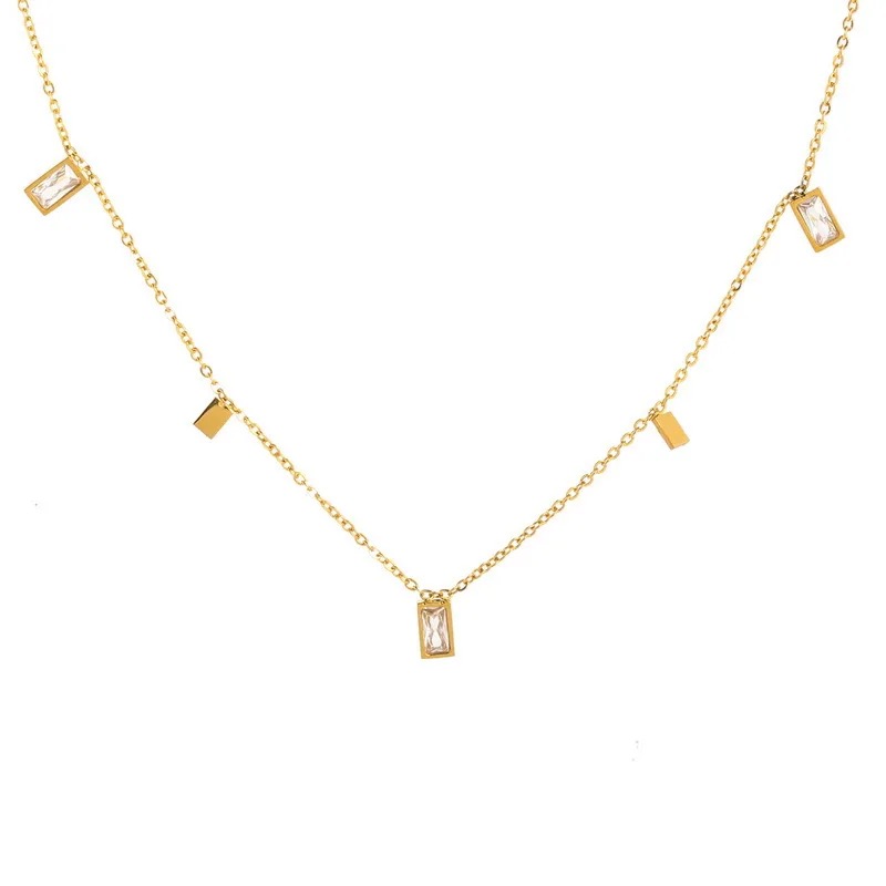 Bella necklace